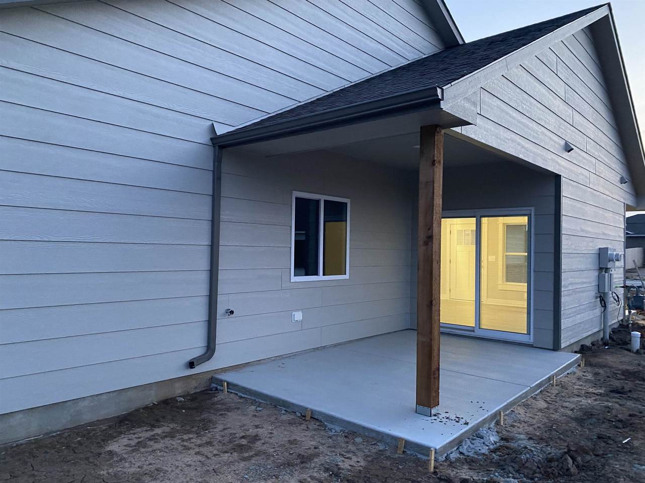 968 N Cloverleaf St, Goddard, KS 67052 (MLS 636534) Graham Realtors