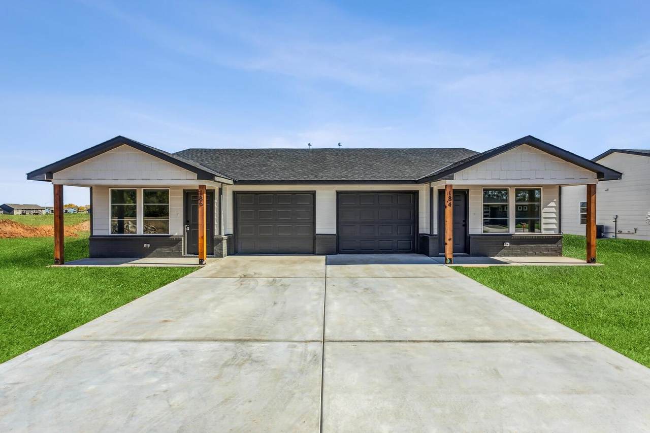 176 Indian Lakes Dr - Photo 1