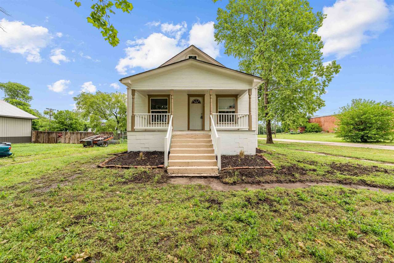 123 King St - Photo 1