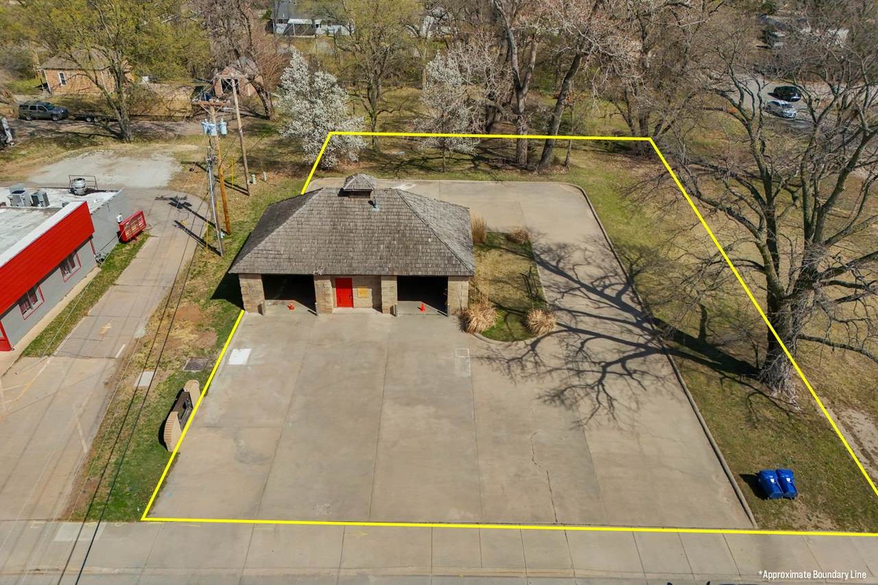 220 2nd - Photo 1