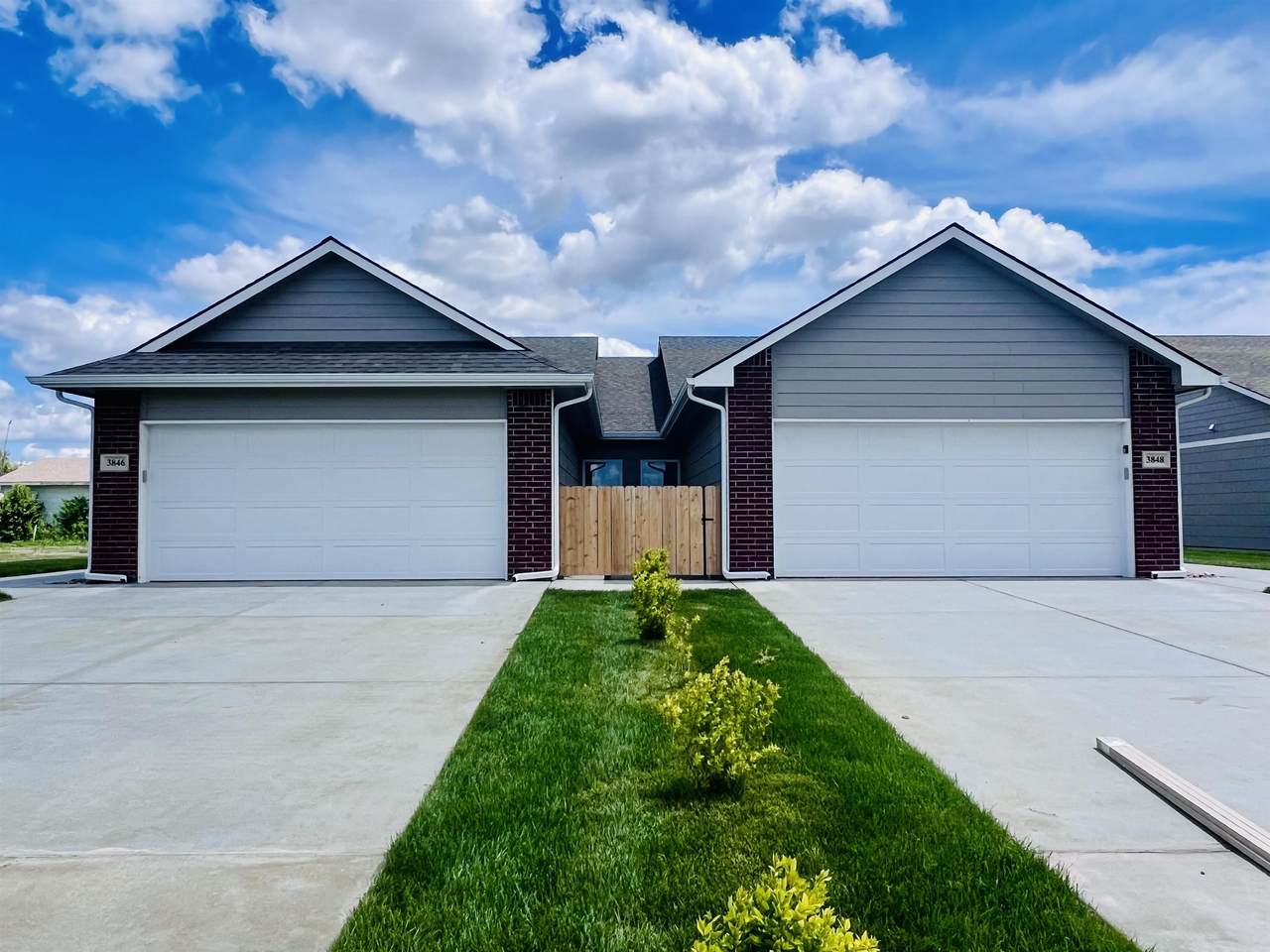 3846-3848 Bluelake St - Photo 1