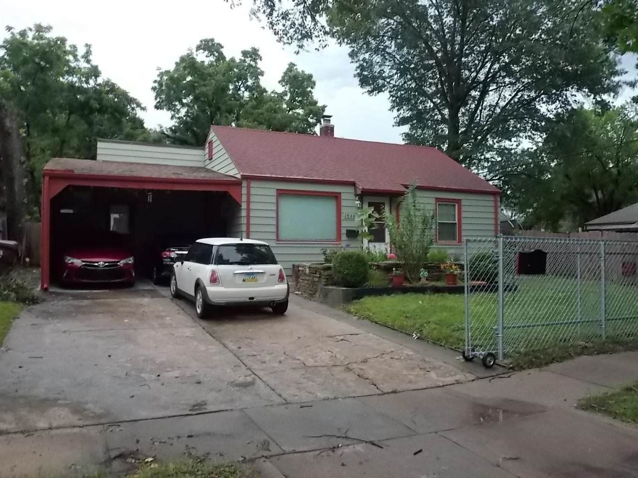 1944 Bleckley Dr. - Photo 1