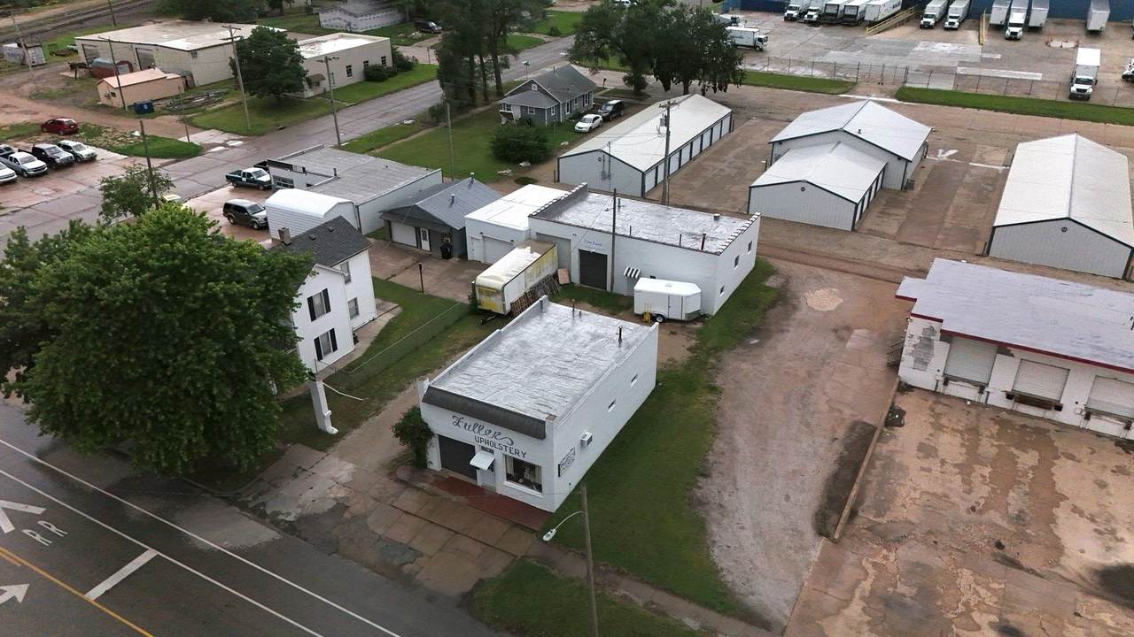 619 Santa Fe Ave - Photo 1