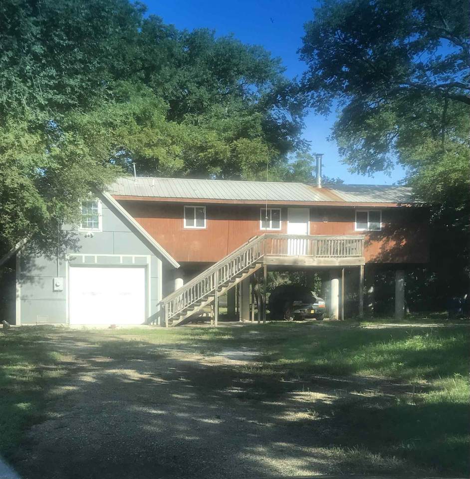 917 Timber Rd - Photo 1