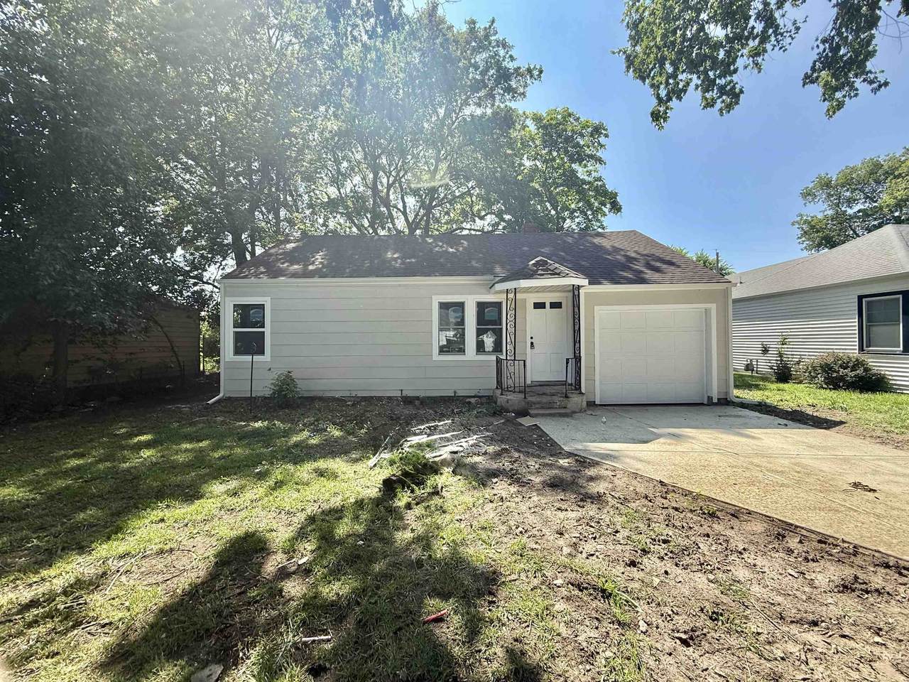 919 Piatt Ave - Photo 1