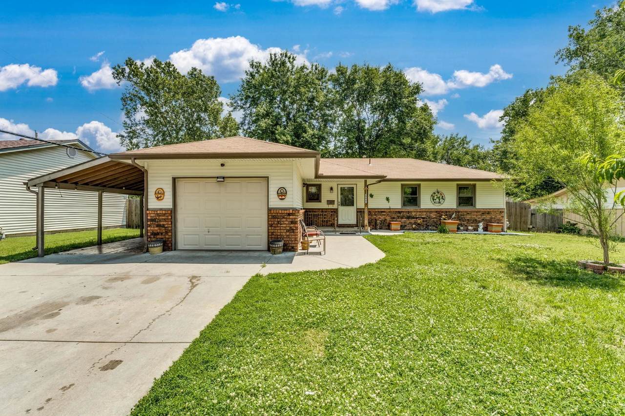 2926 Edwards Ave - Photo 1