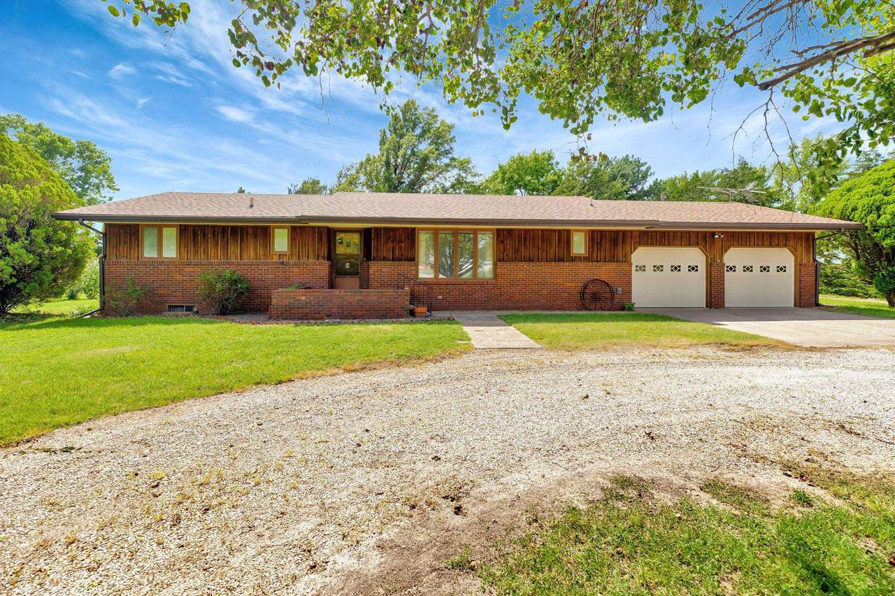 1199 Conway Springs Rd - Photo 1
