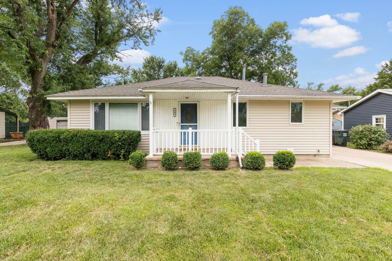 505 2nd St - Photo 1