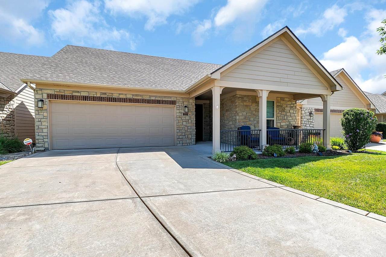 4768 Prestwick Ave - Photo 1