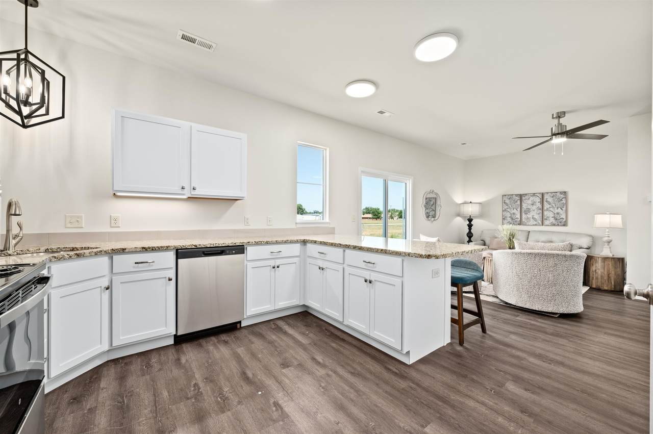 288 Copper Tail Ln - Photo 1