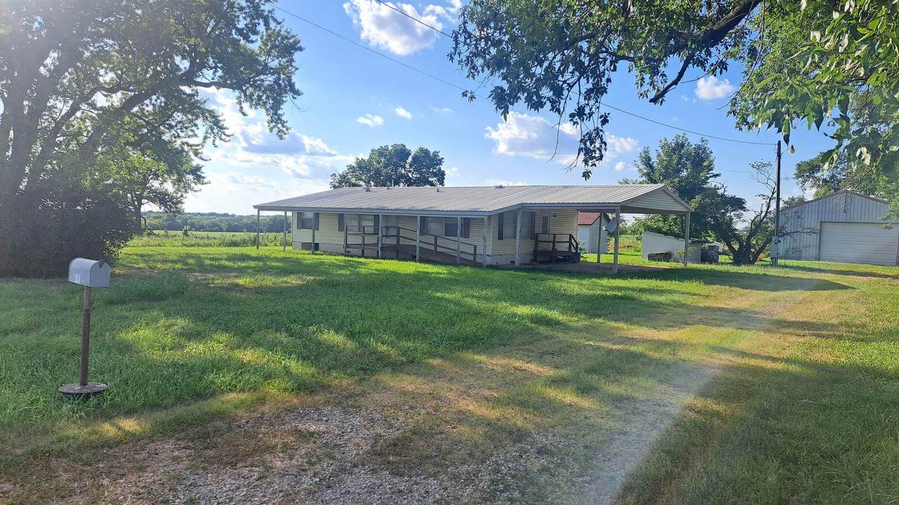 488 60th Rd - Photo 1