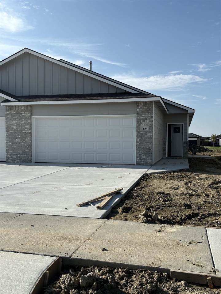 12944 Blake St - Photo 1