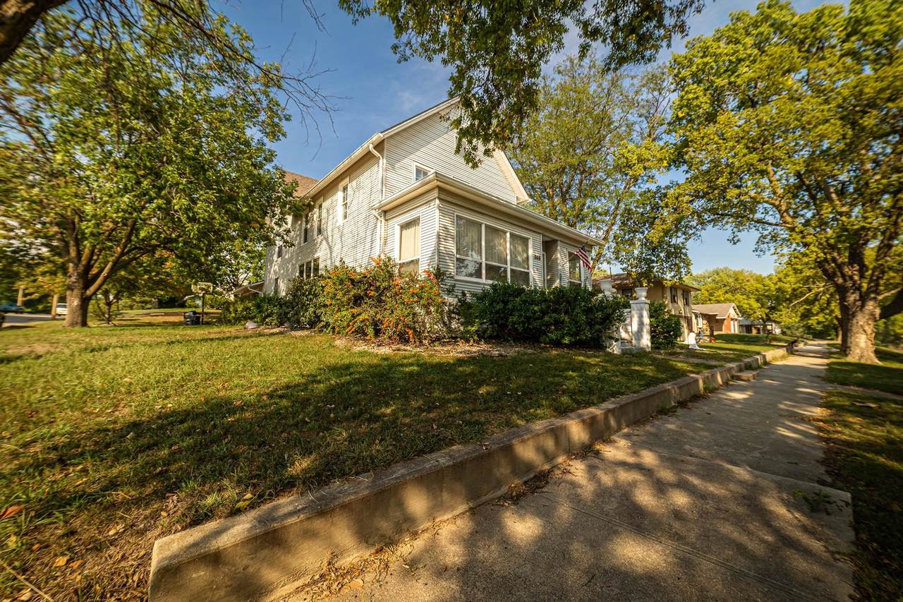 205 Frederick St - Photo 1