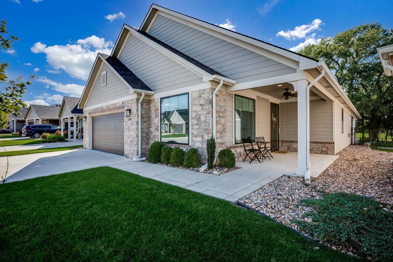 1219 Forestview St - Photo 1