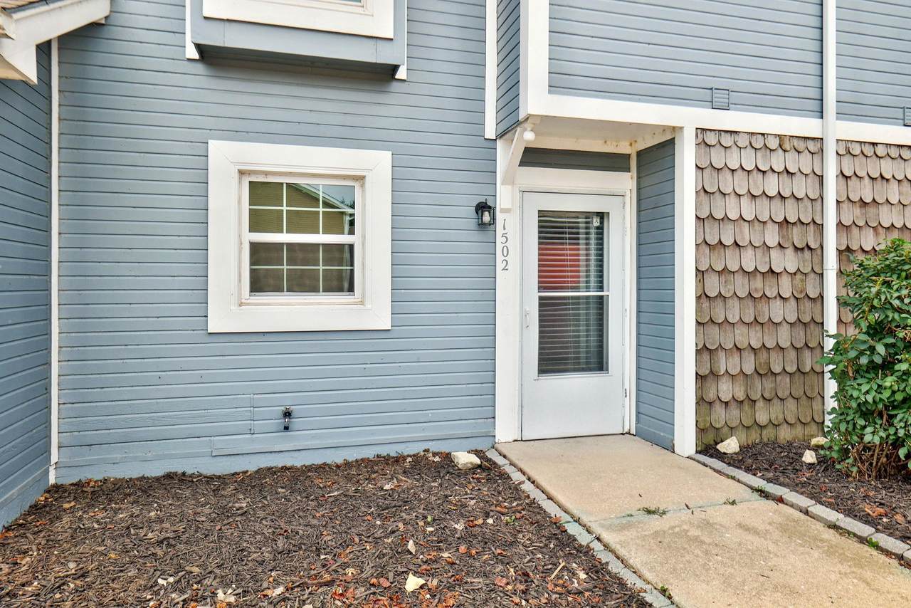 6725 Shade Ln Apt 1502 - Photo 1