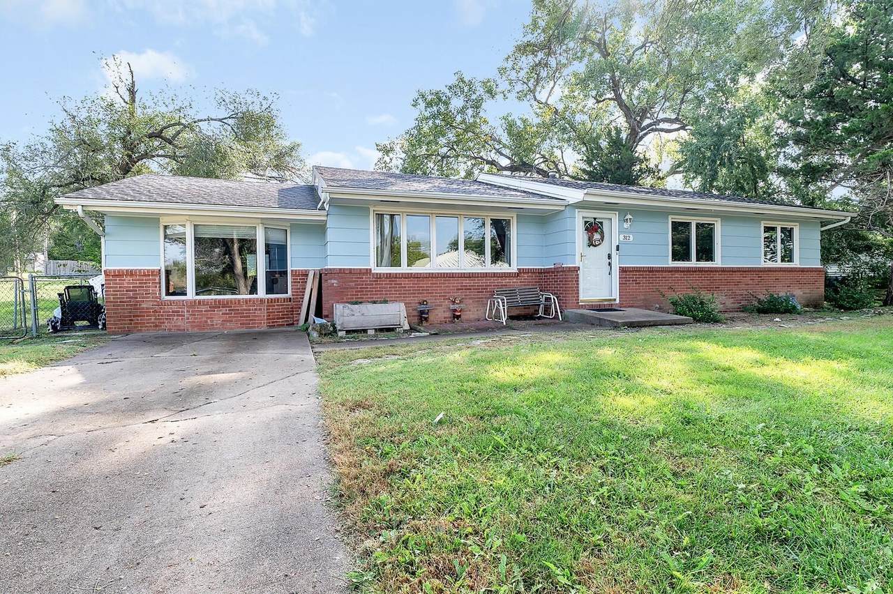 312 Houston - Photo 1