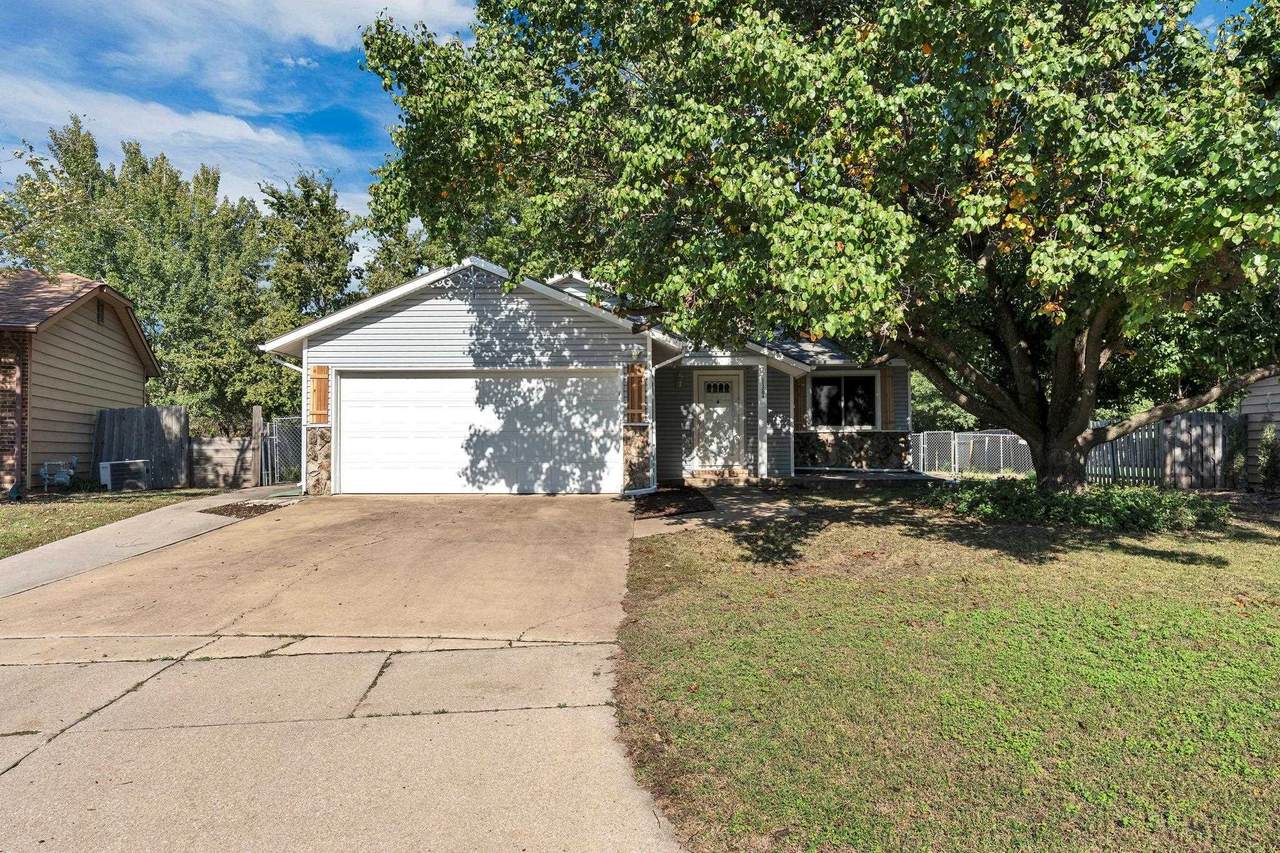 11204 Jennie St - Photo 1