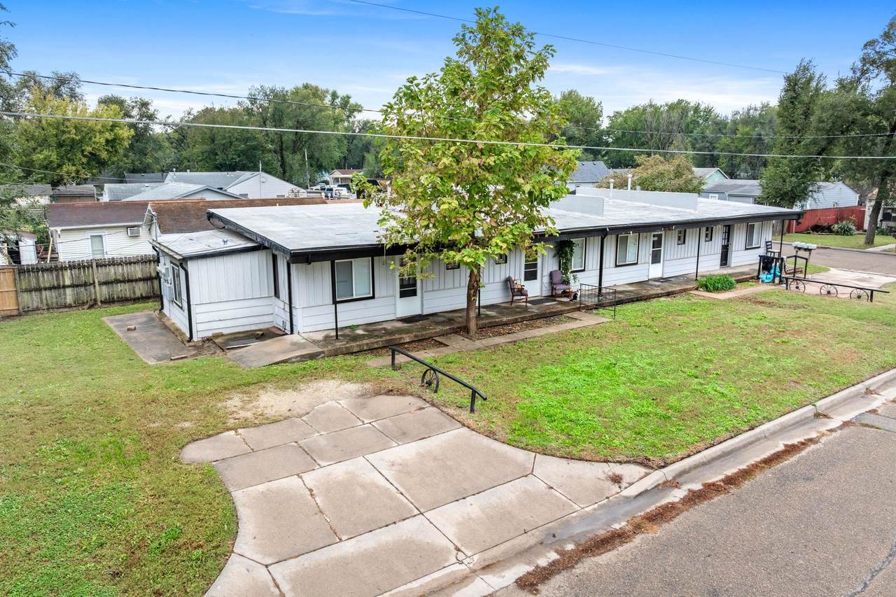 121-127 31st St N - Photo 1