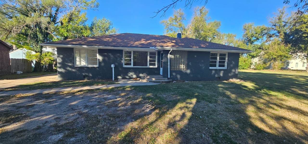 1609 Fairmount Ave - Photo 1