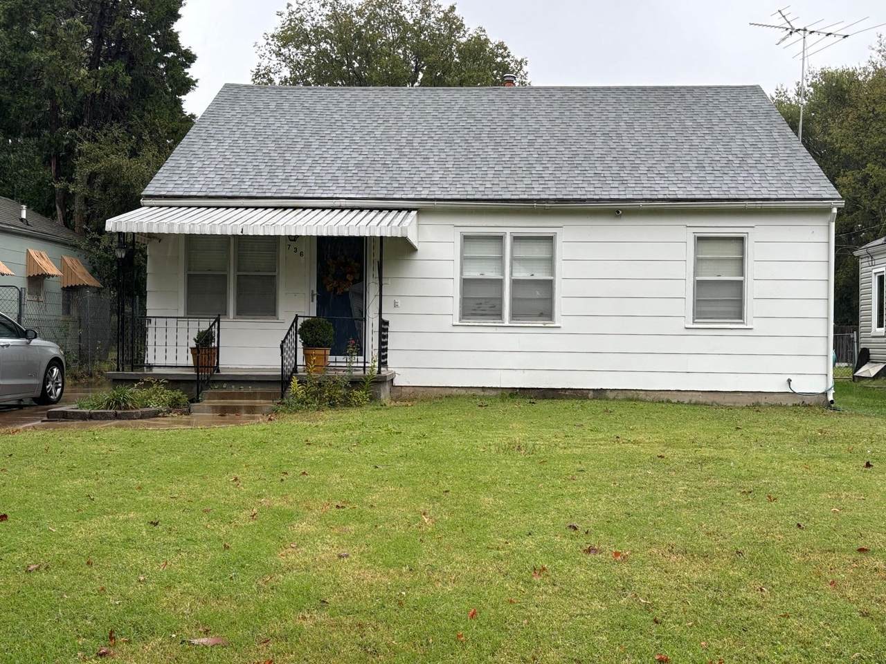 736 Terrace Dr. - Photo 1