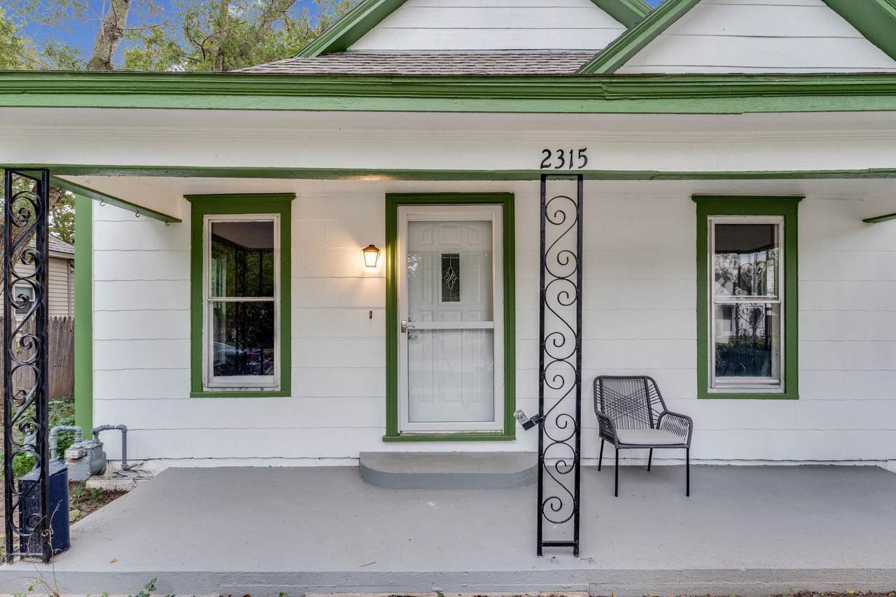 2315 3rd St N - Photo 1