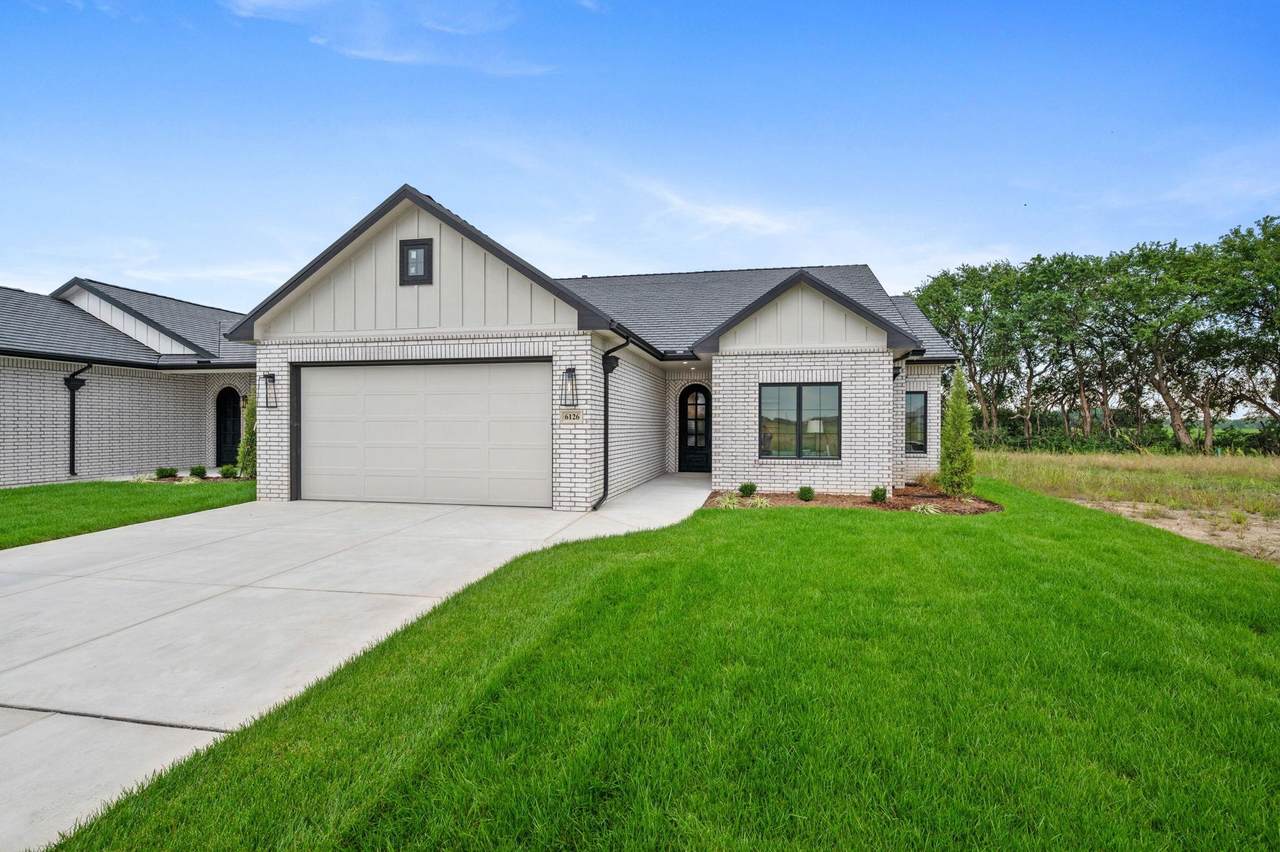 6126 Hiebert Dr - Photo 1