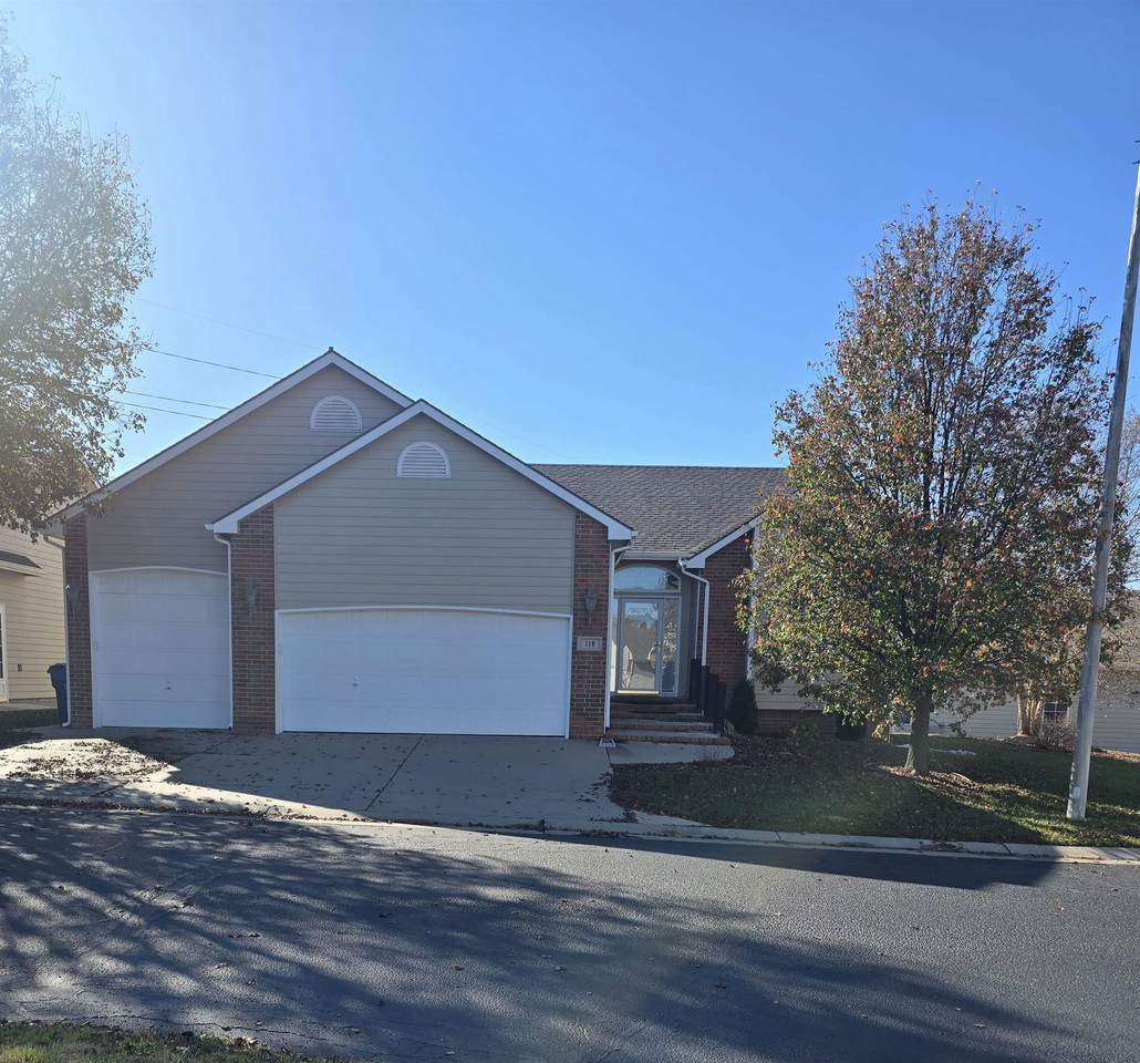 1950 Webb Unit 118 - Photo 1