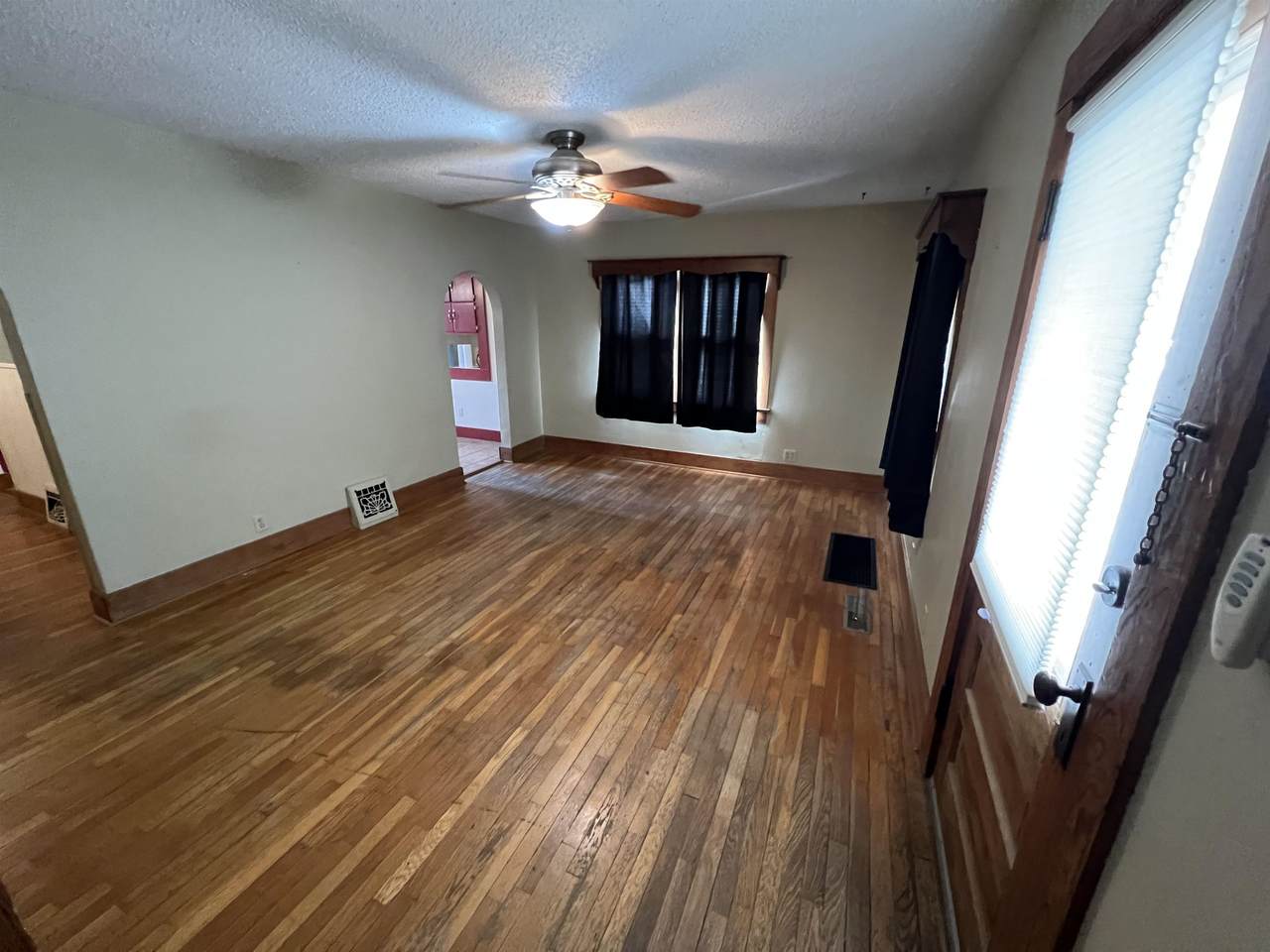 https://bt-photos.global.ssl.fastly.net/wichita/1280_boomver_1_665827-1.jpg