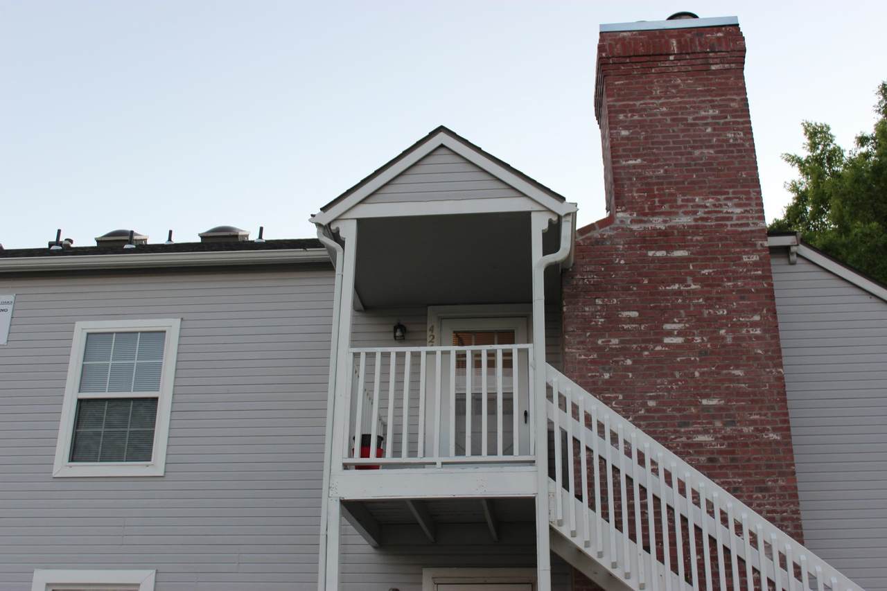 1717 Cypress Unit #424 - Photo 1