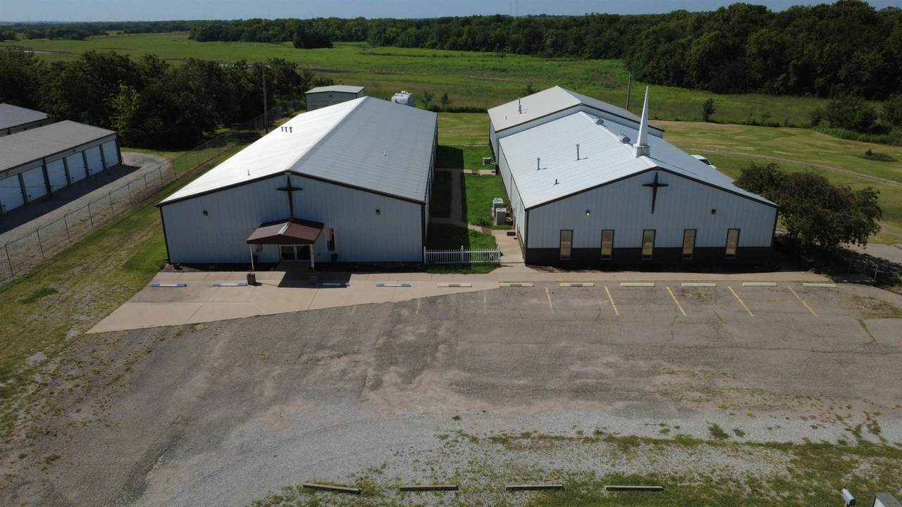 326 Botkin St - Photo 1