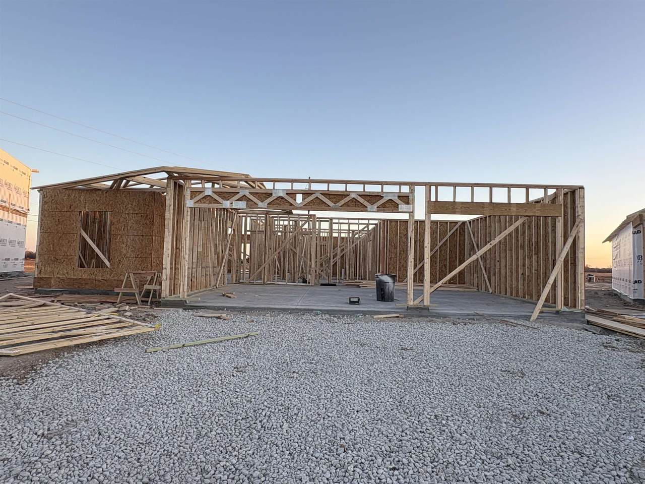 9519 Hurst St - Photo 1