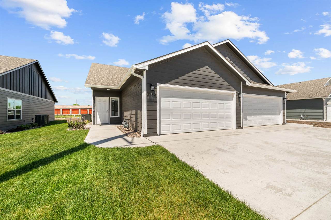 2732 Tim Rogers Ln - Photo 1