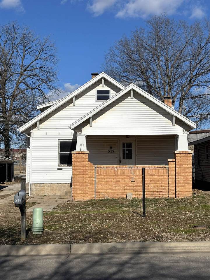 519 Harvey Ave - Photo 1