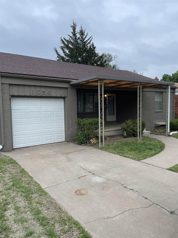 1056 Edgemoor St - Photo 1
