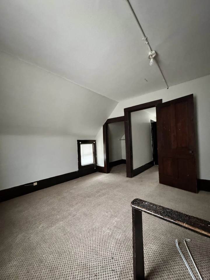 https://bt-photos.global.ssl.fastly.net/wichita/orig_boomver_1_667562-1.jpg