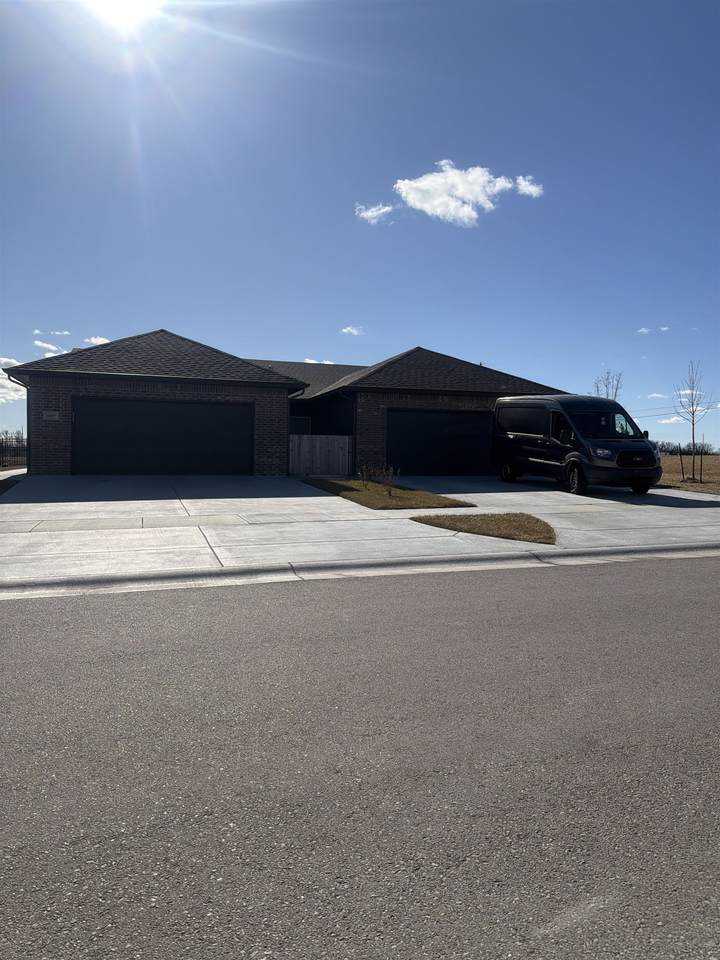 16697 Lynndale St # 16699 - Photo 1