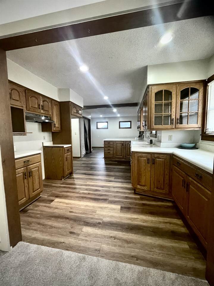 https://bt-photos.global.ssl.fastly.net/wichita/1280_boomver_1_667701-1.jpg