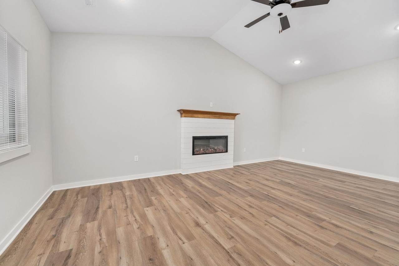 https://bt-photos.global.ssl.fastly.net/wichita/1280_boomver_1_667723-1.jpg