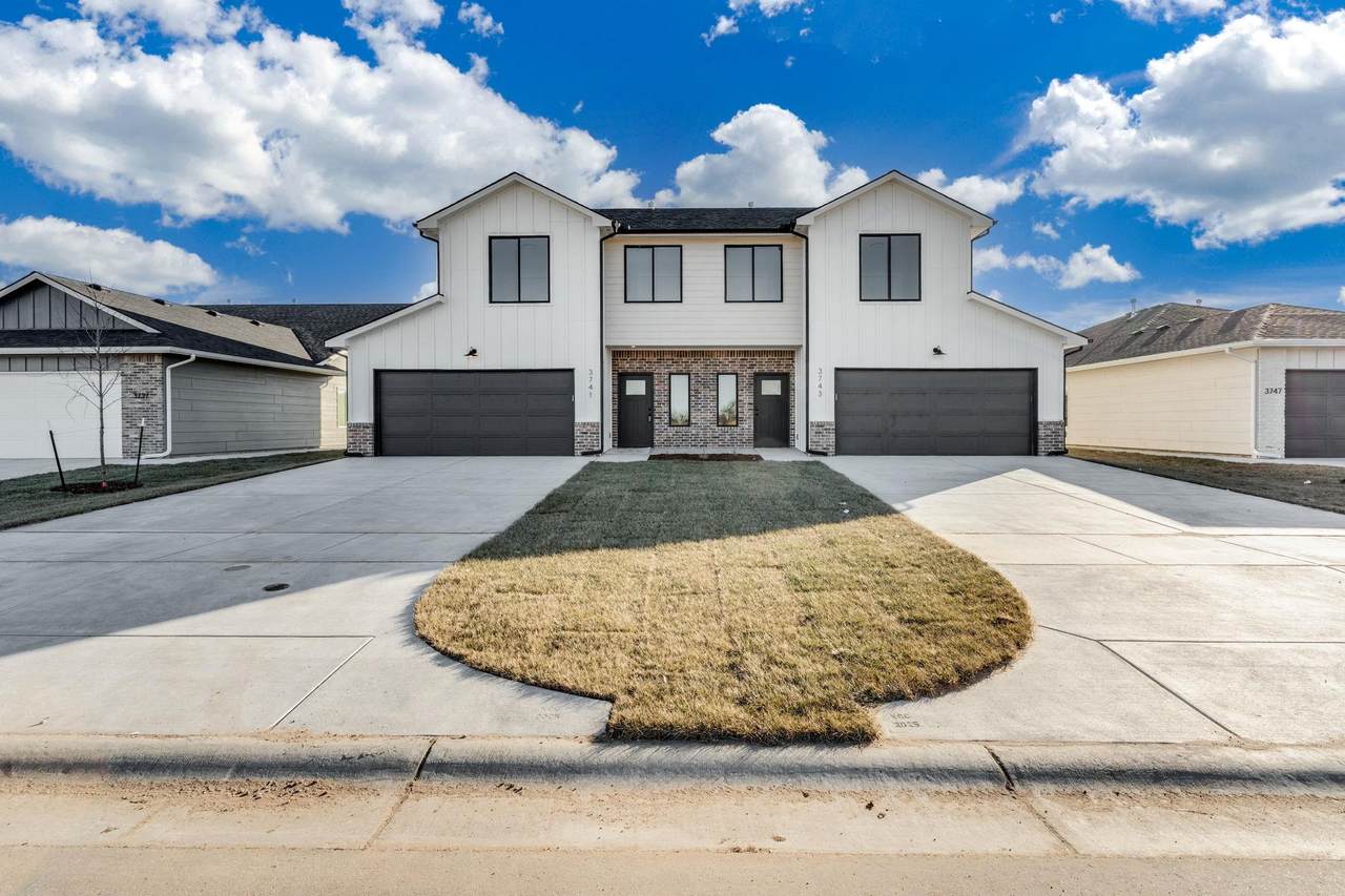 3613 & 3615 Longleaf Circle - Photo 1