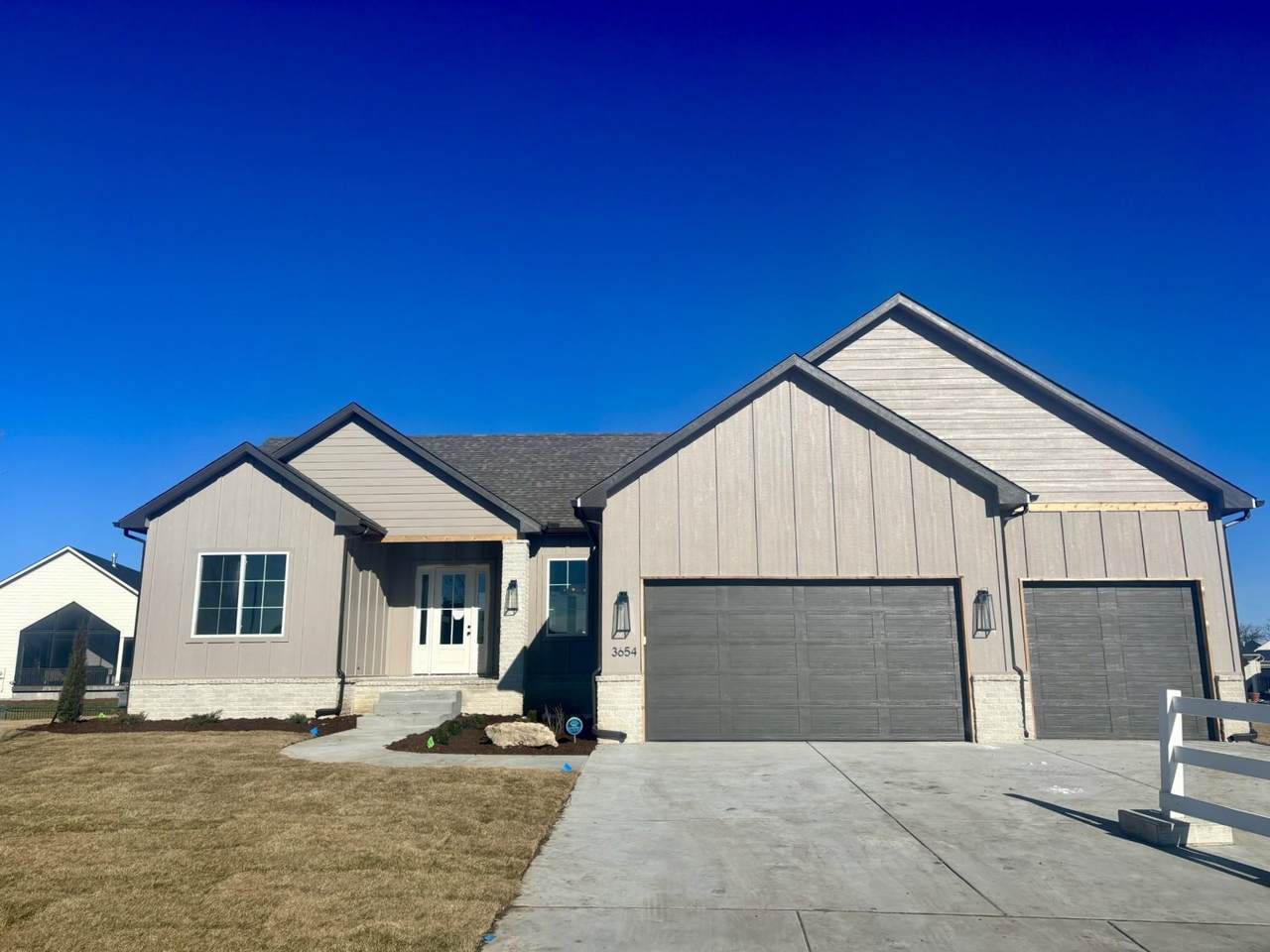 3654 Bristol Ct - Photo 1