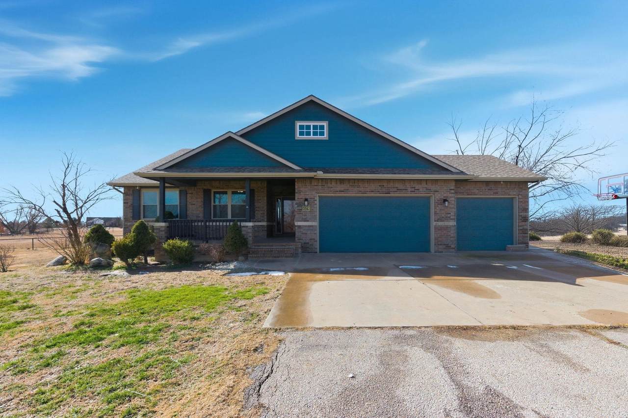 4529 Webb Rd - Photo 1