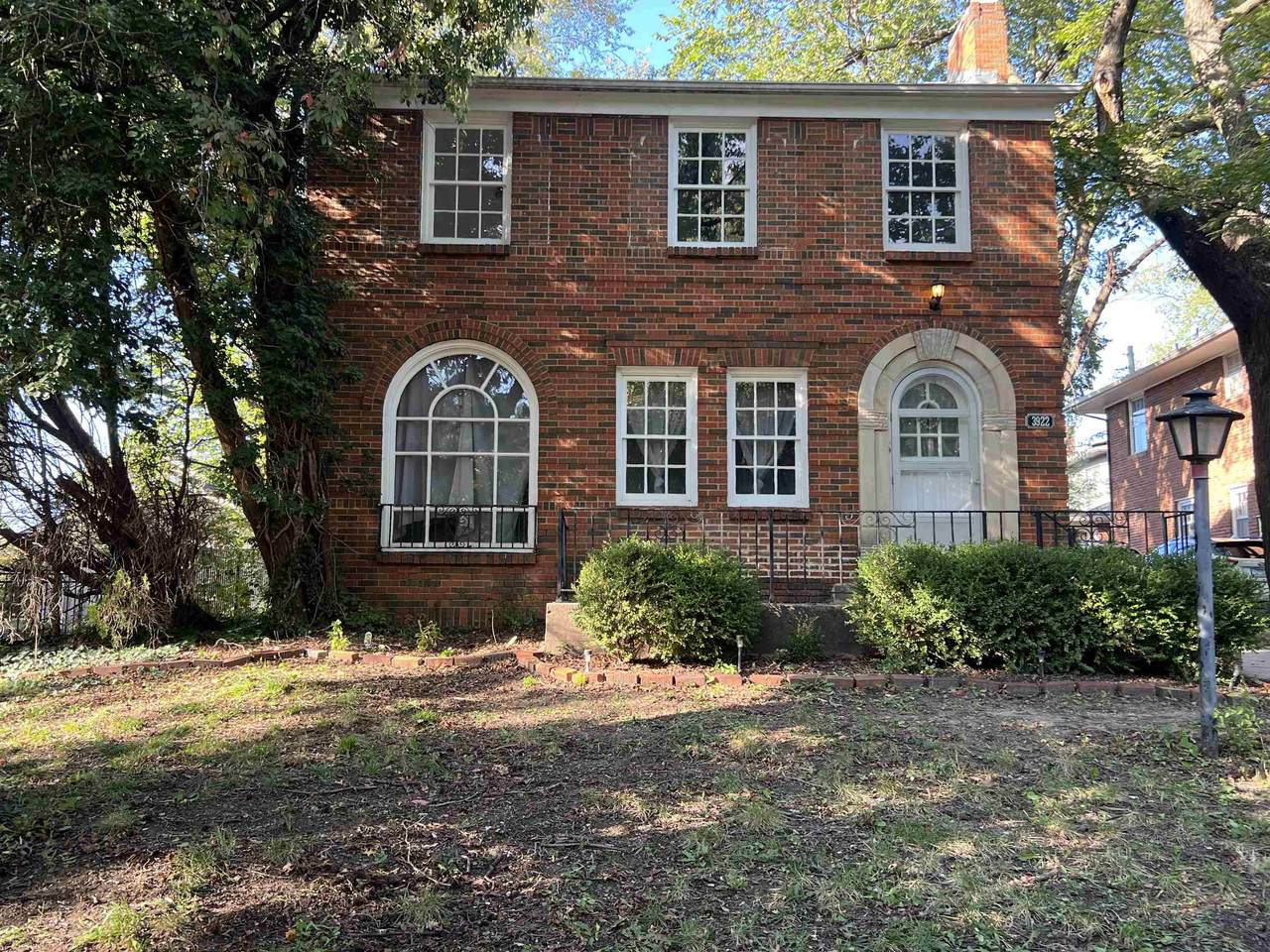 3922 Willow St - Photo 1