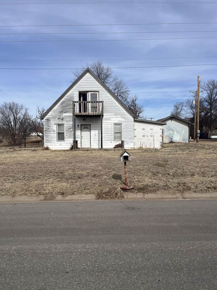 104 Central - Photo 1