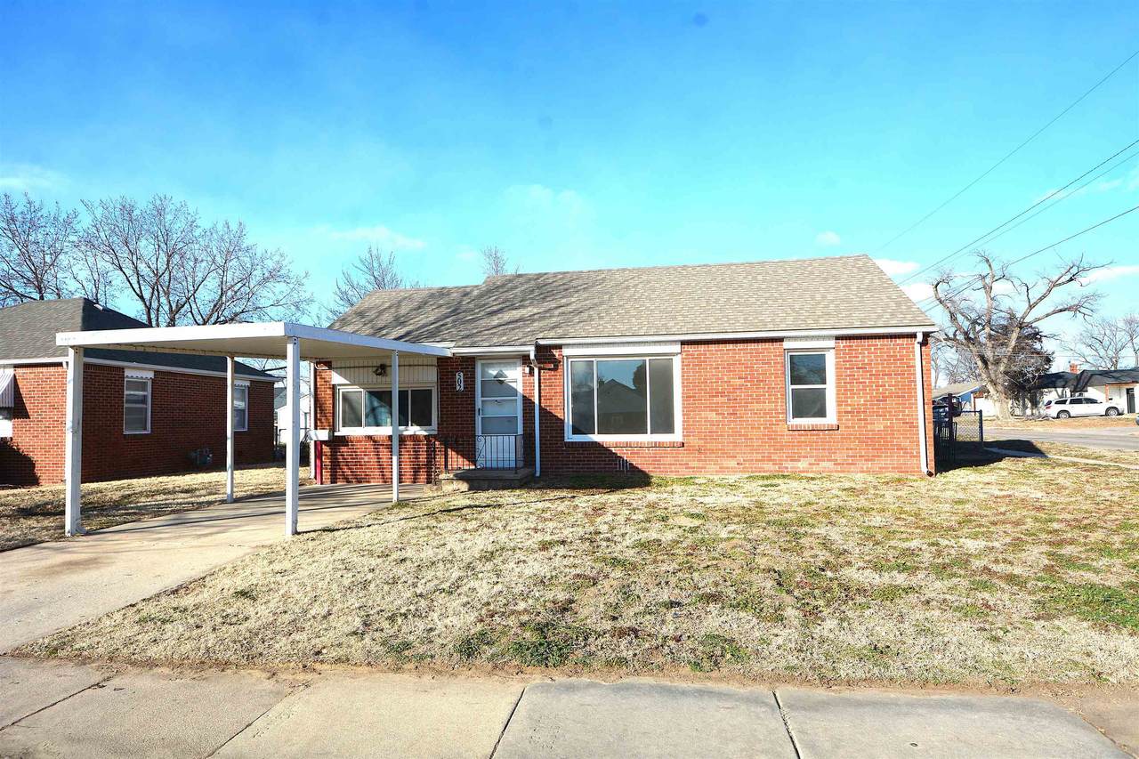 502 Blake St - Photo 1