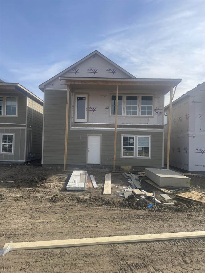 401 Douglas Ave - Photo 1