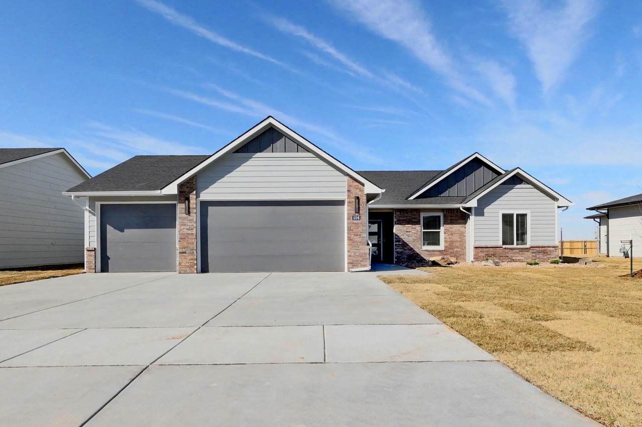 596 Long Path Ct - Photo 1