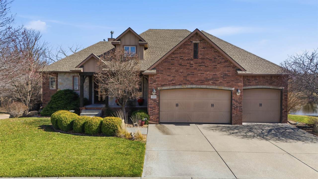 1219 Waters Edge St - Photo 1