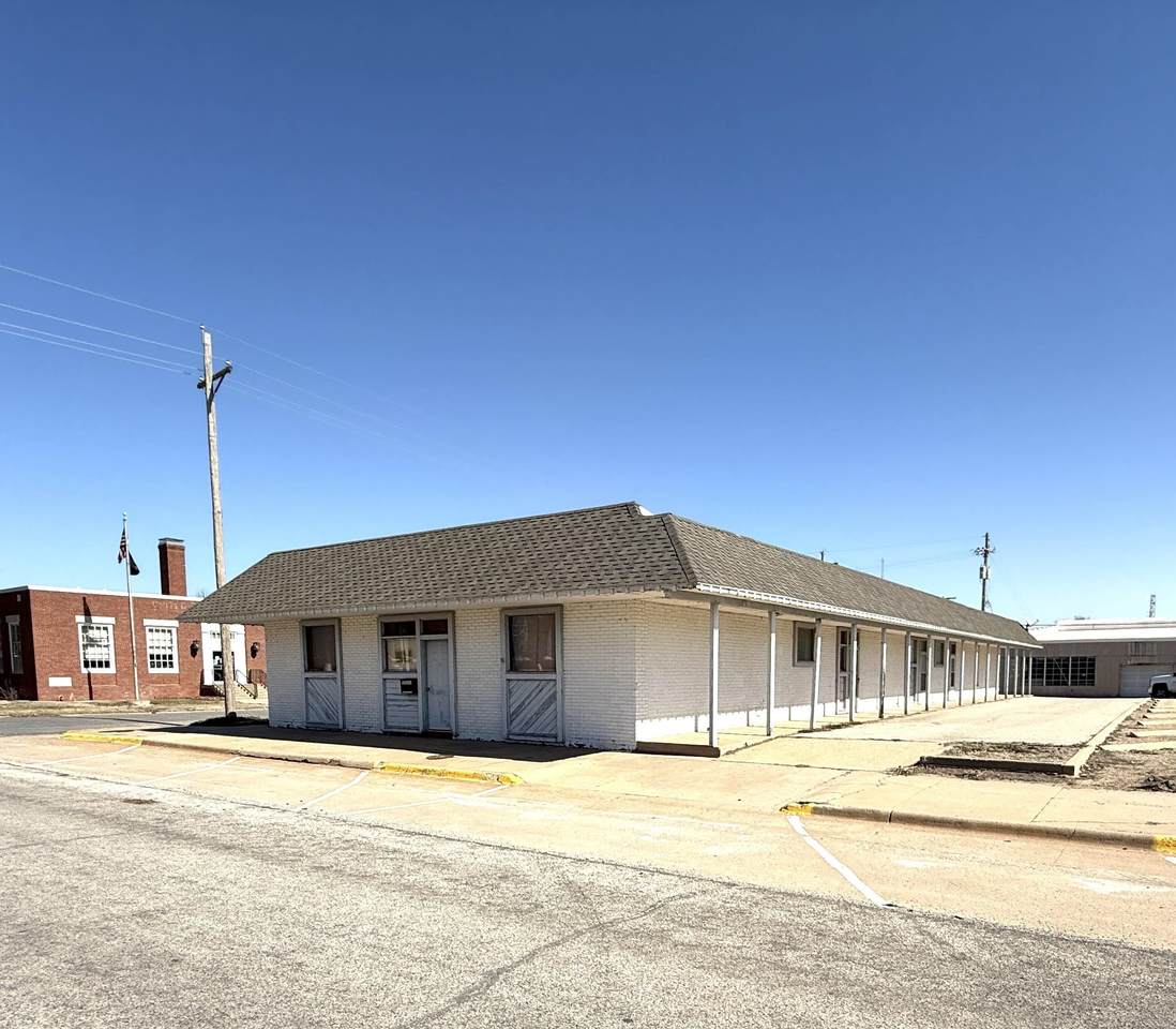 https://bt-photos.global.ssl.fastly.net/wichita/1280_boomver_1_669080-1.jpg