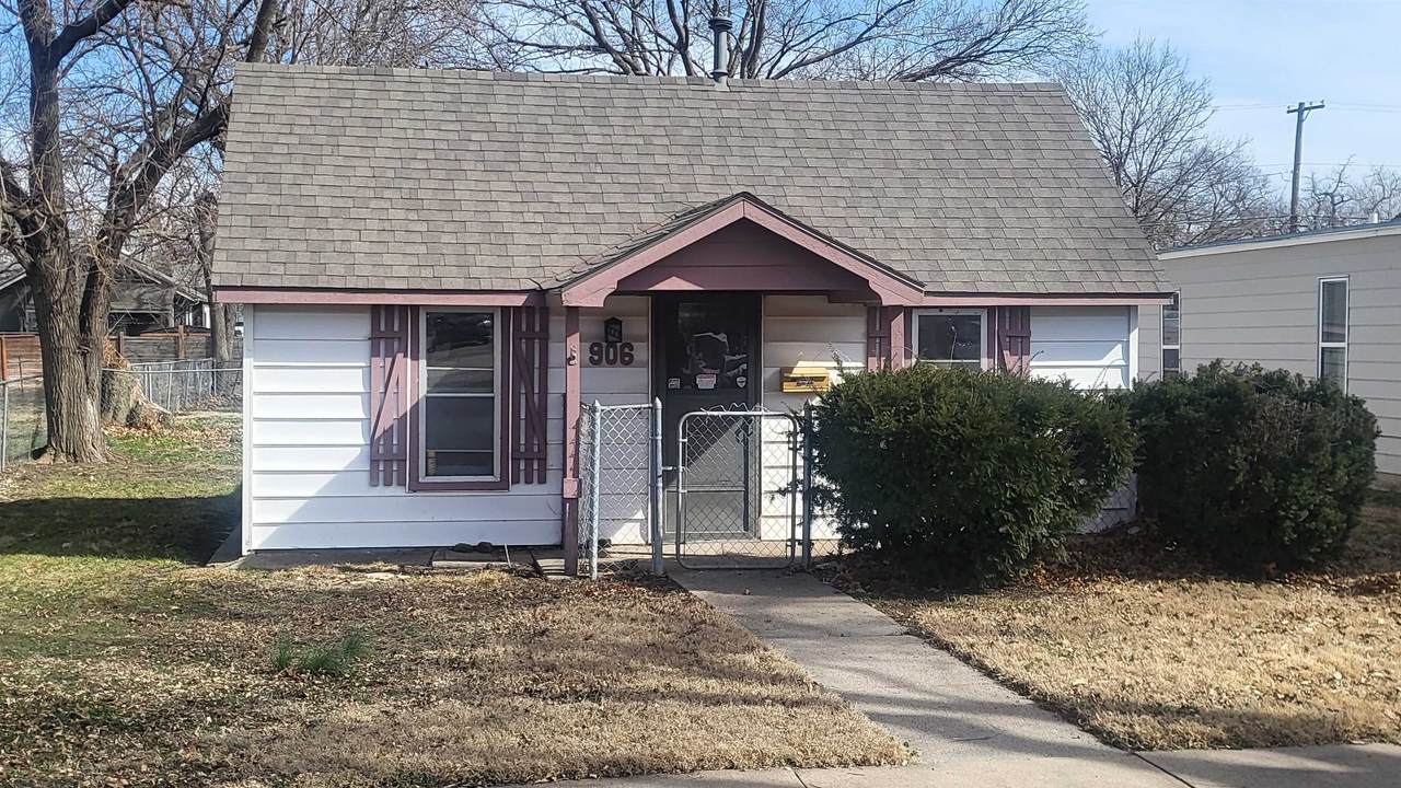 906 Walnut - Photo 1