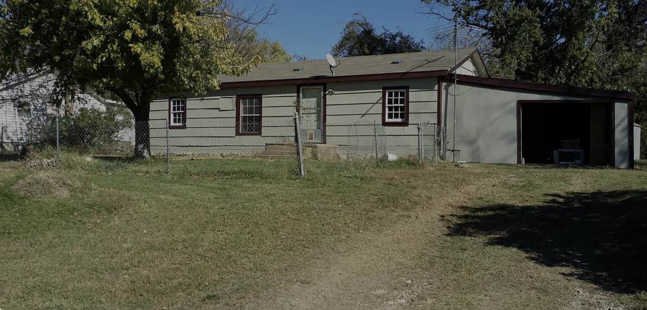 604 Michigan St - Photo 1